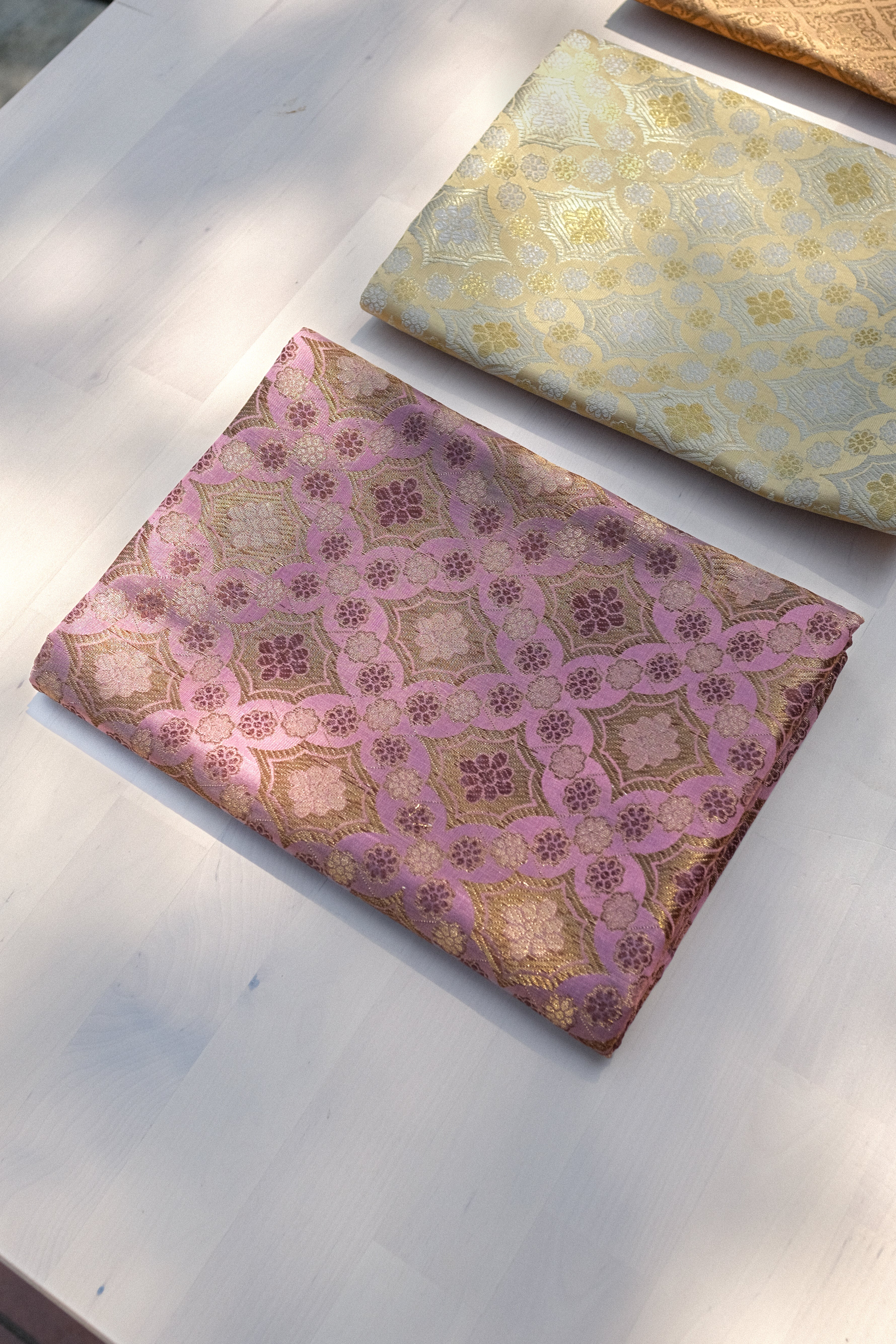 Brocade Sampin in Plum