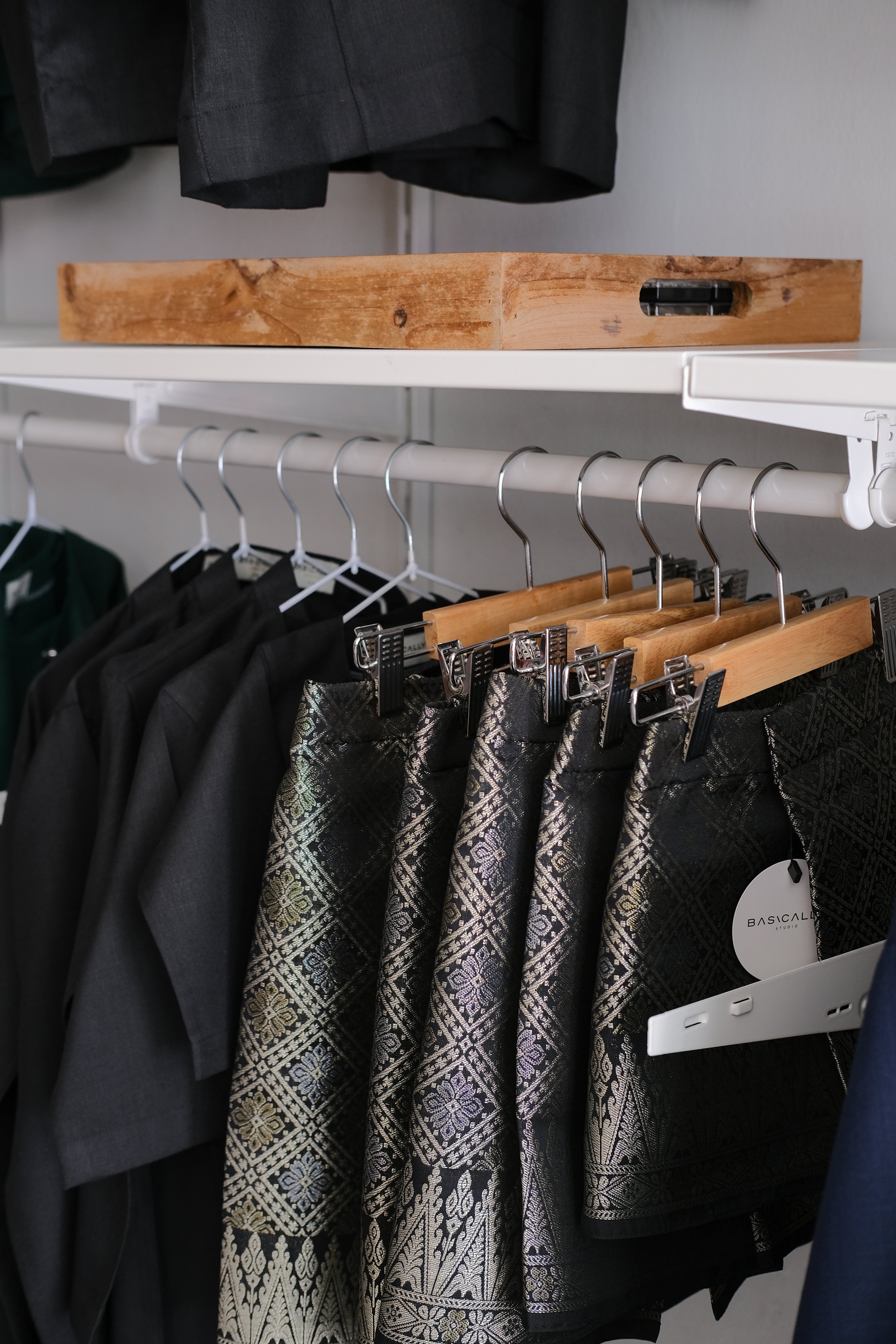 Brocade Kids in Trellis Black