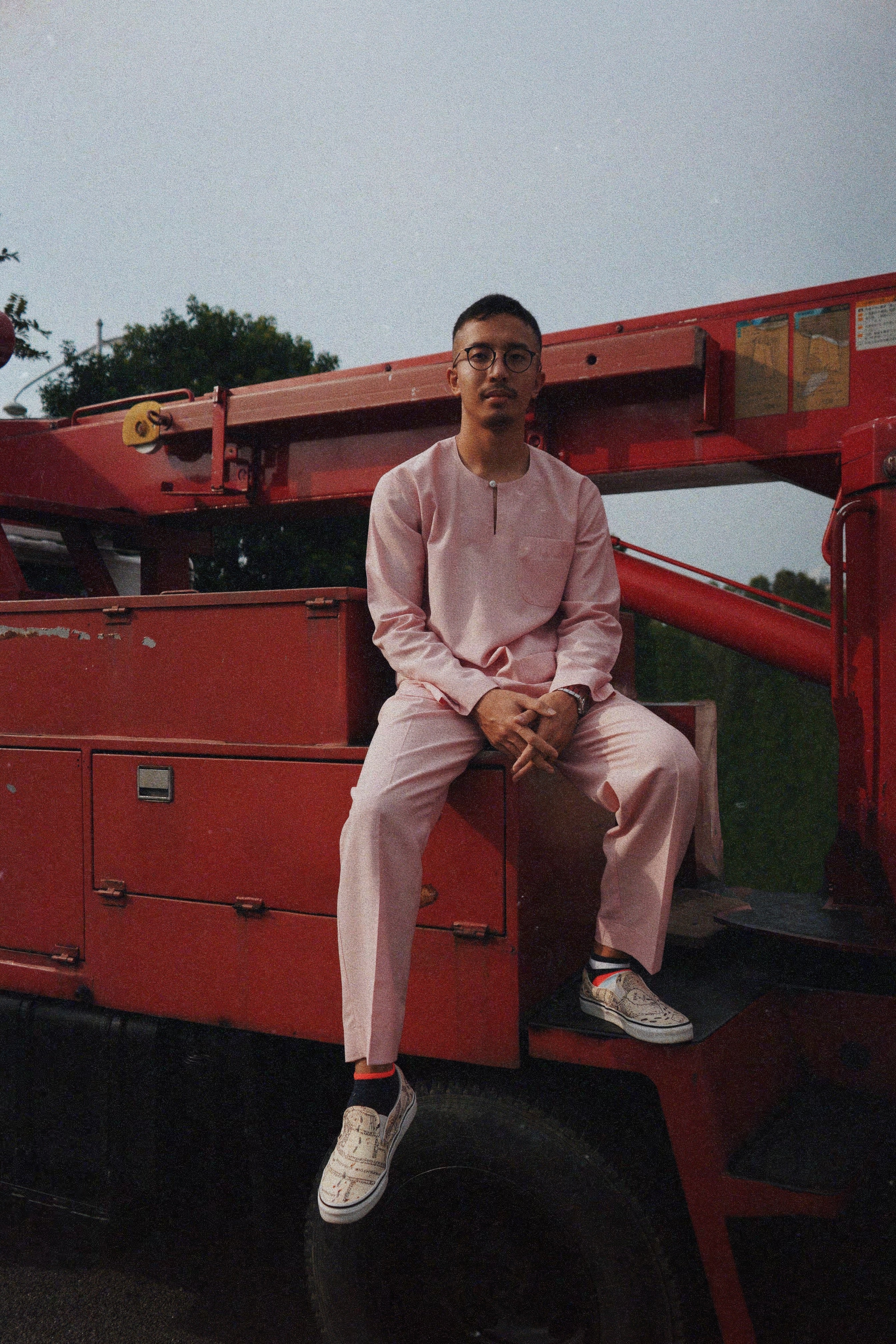 Teluk Belanga in Light Pink