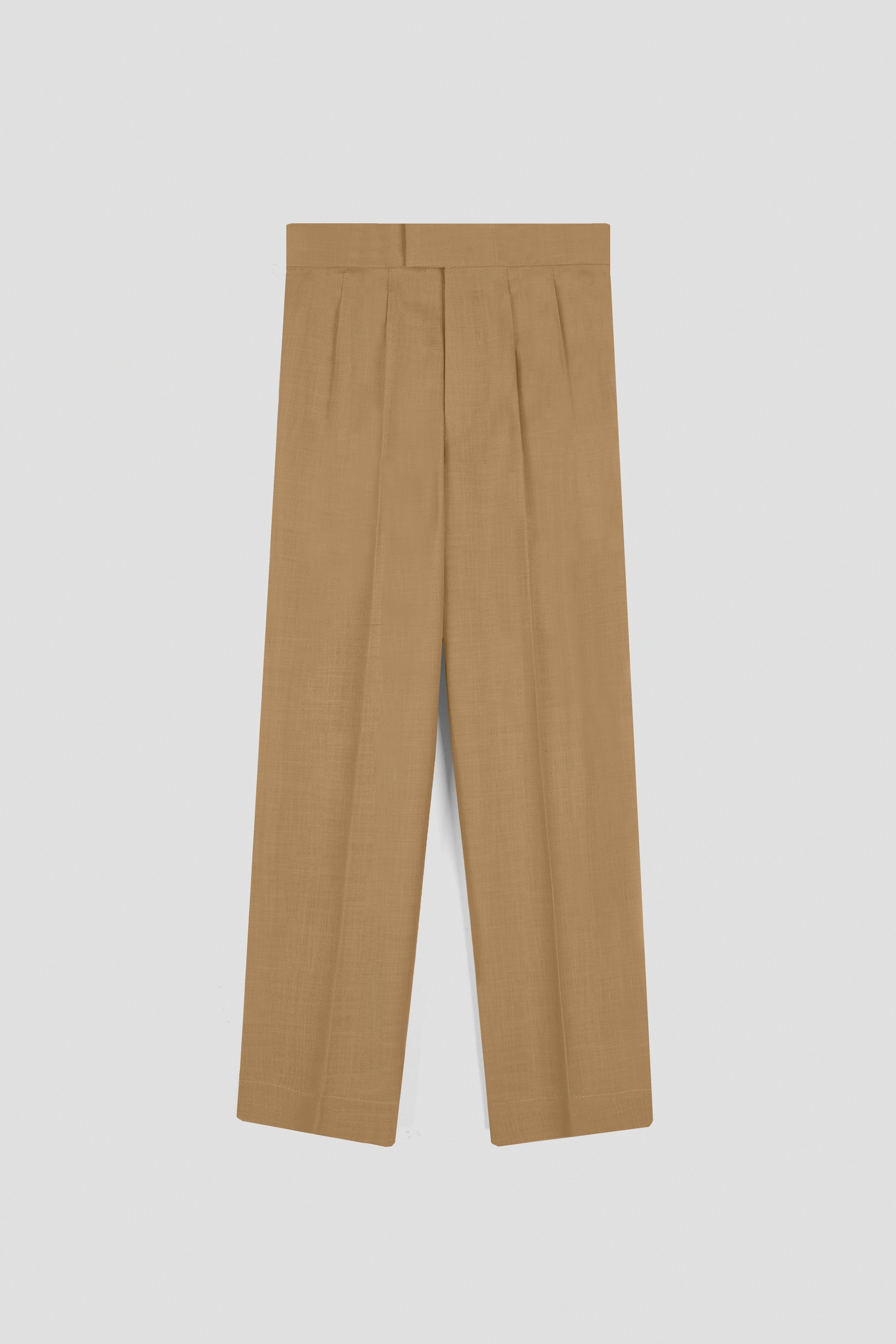 Teluk Belanga in Nude Brown
