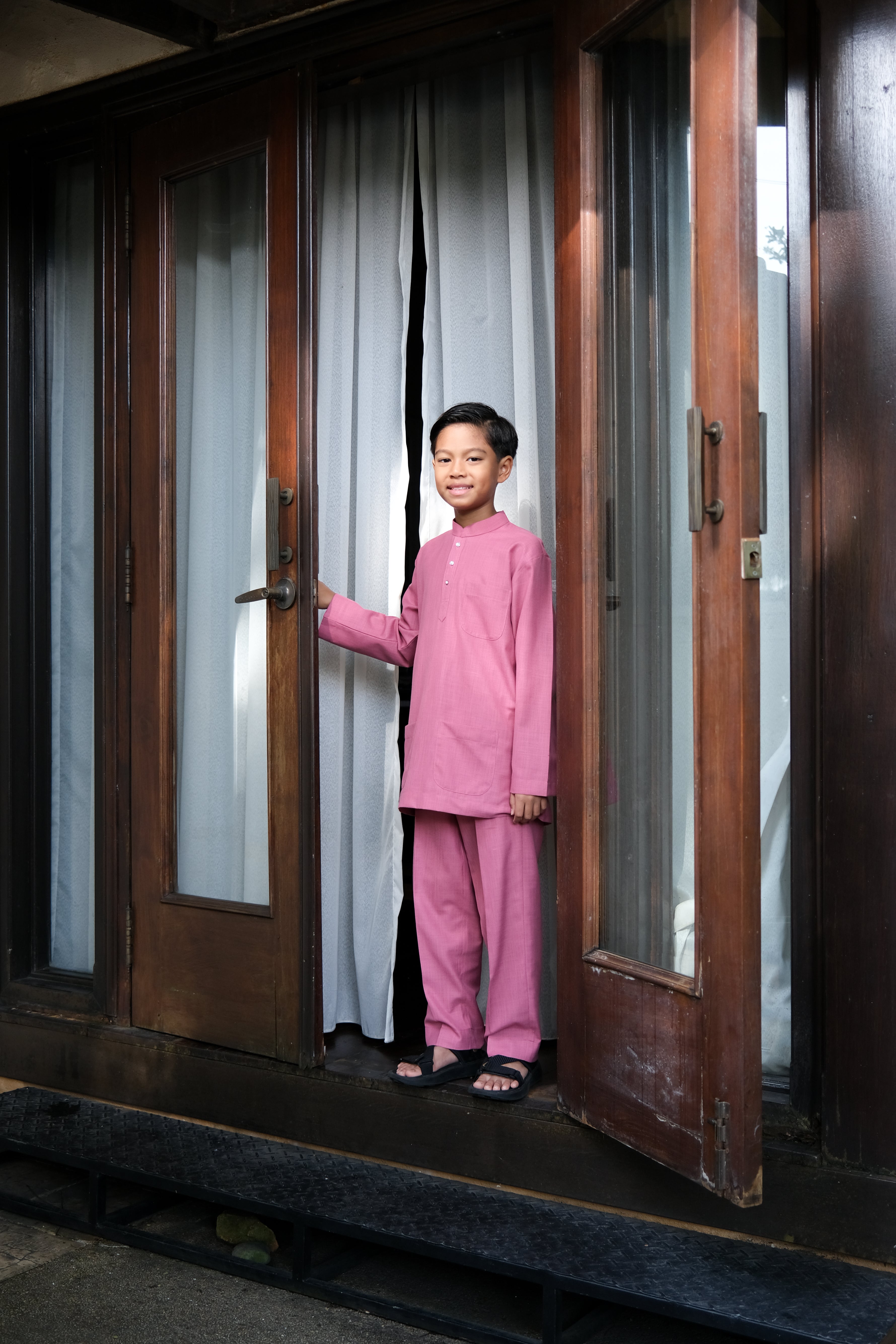 Tunku Kids in Fuchsia Pink