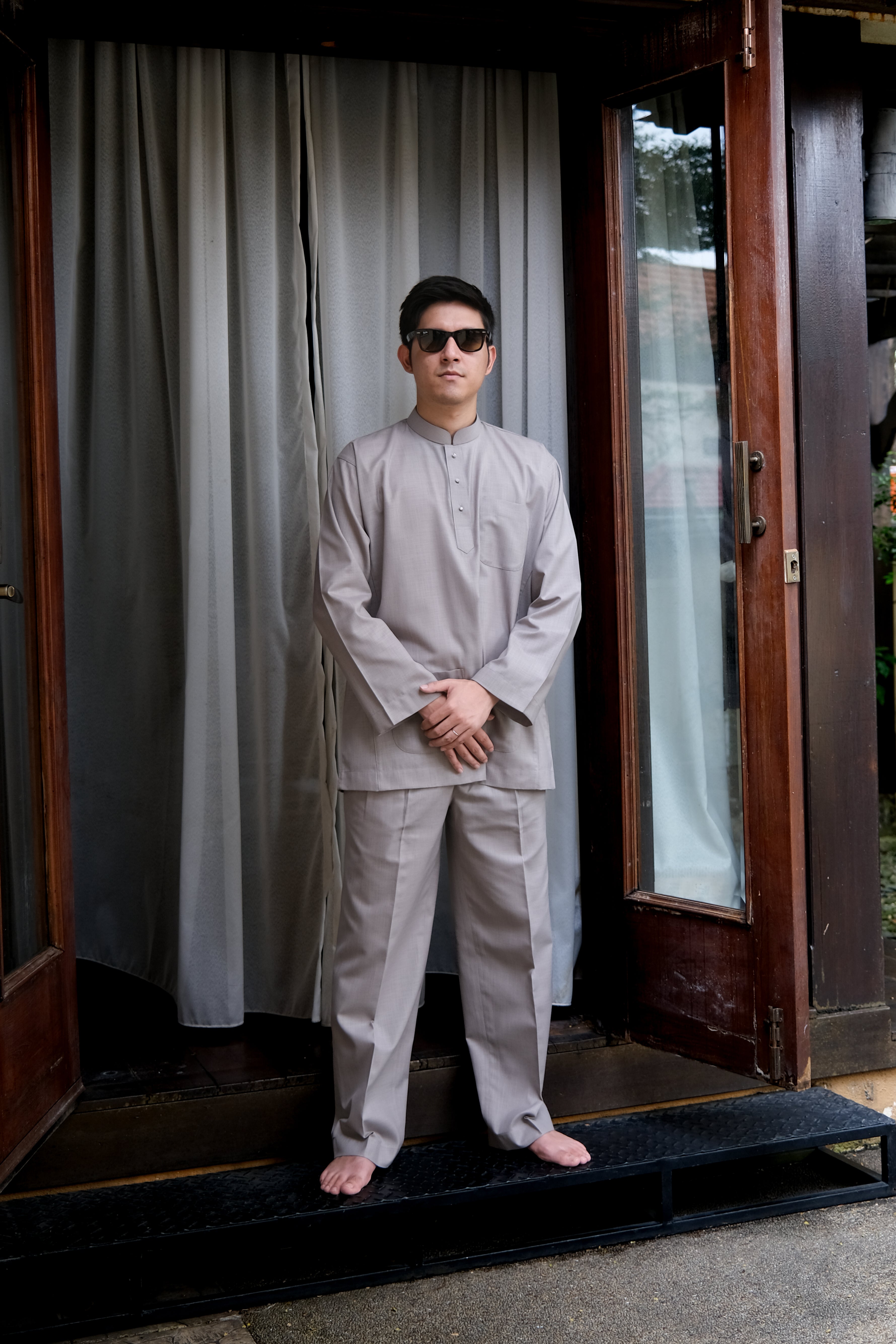 Tunku in Light Grey