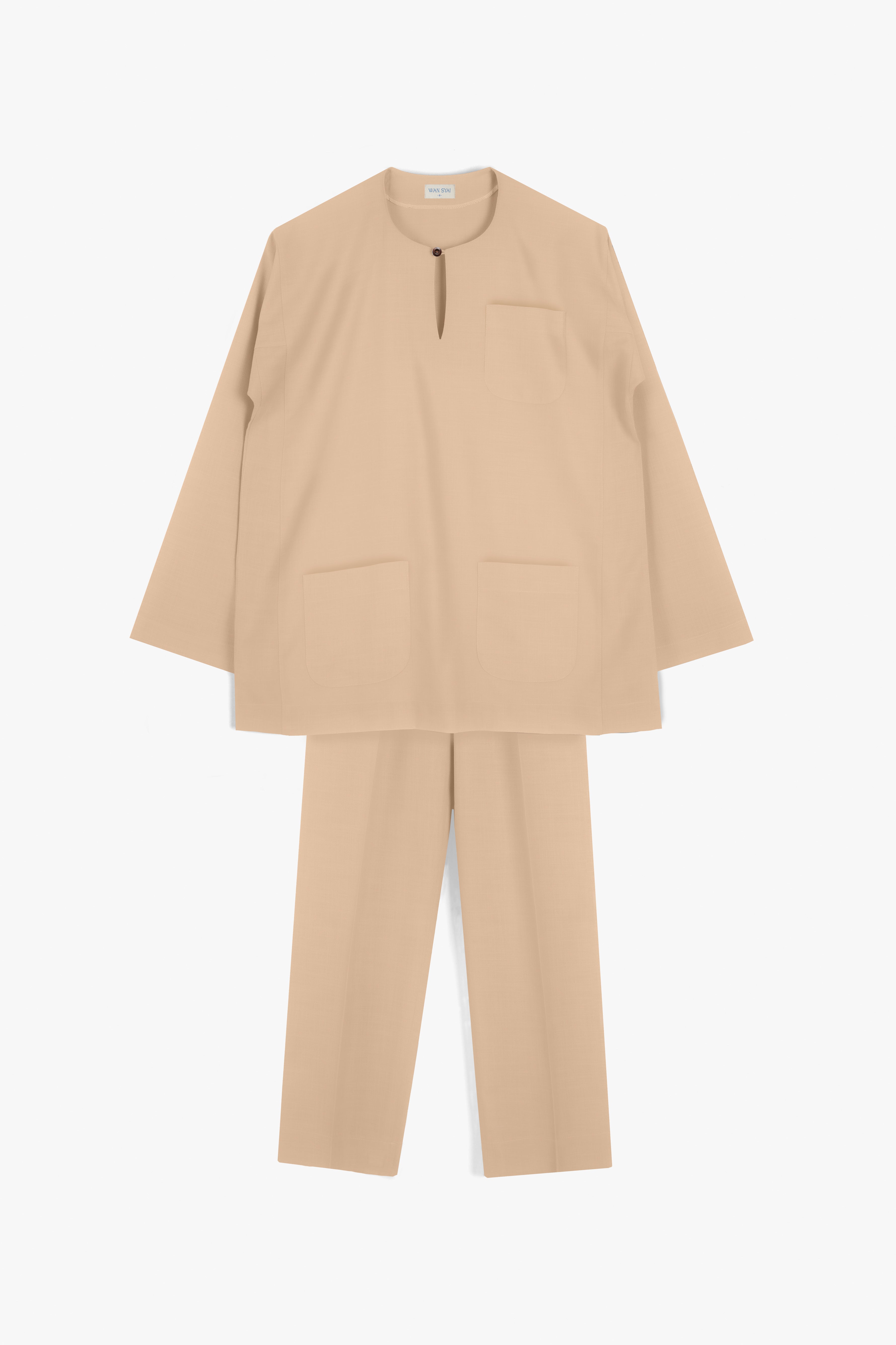 Teluk Belanga in Champagne