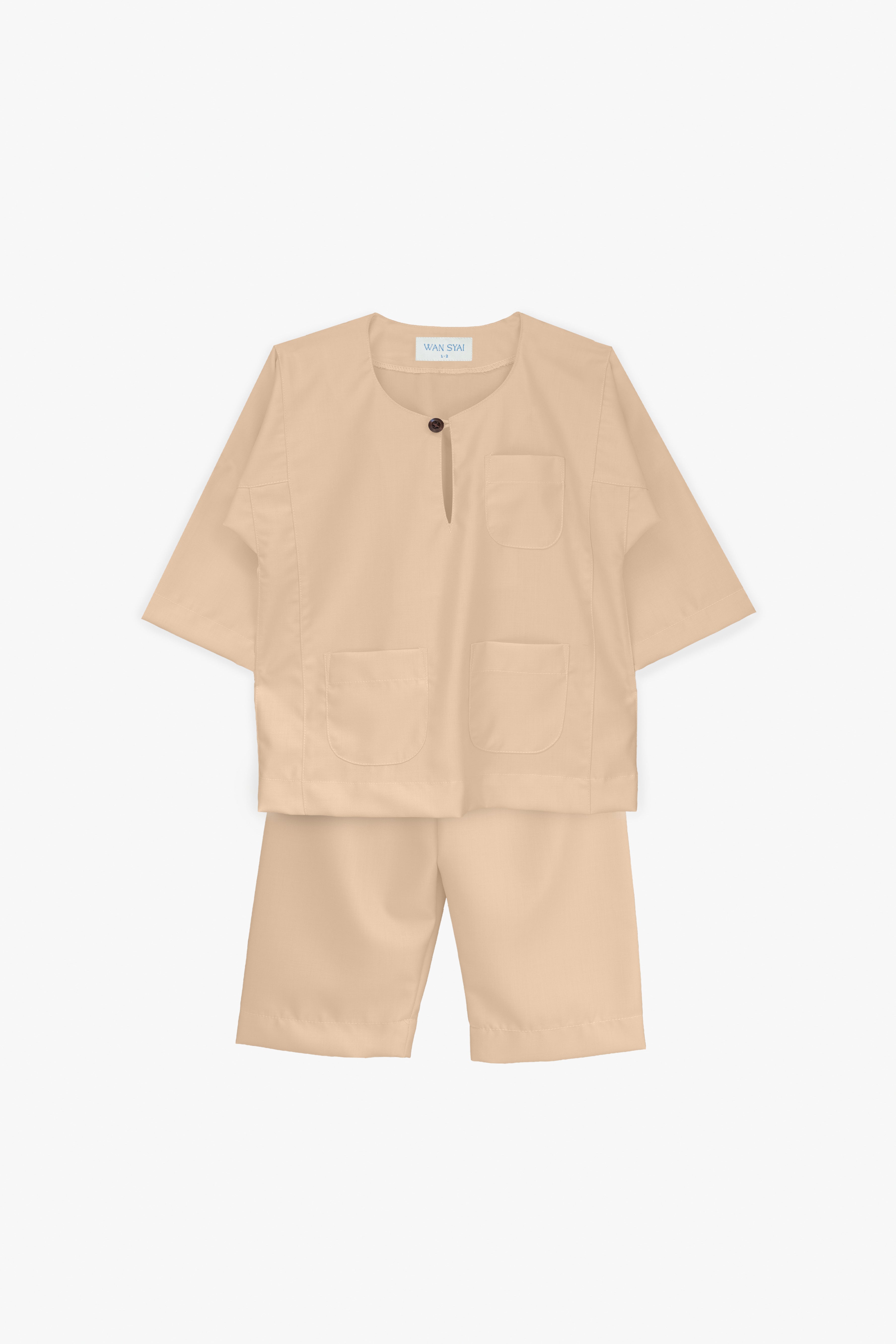 Teluk Belanga Kids with Pesak in Champagne